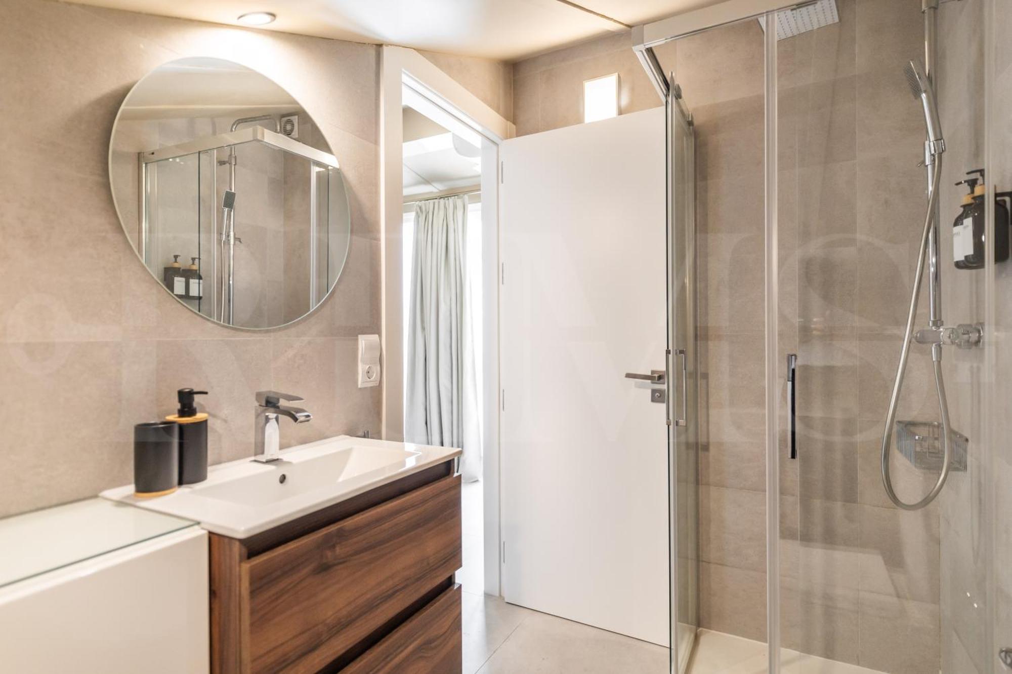 Appartement Penthouse & Private Rooftop In The Heart Of By Rems *